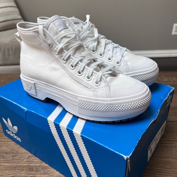 adidas Nizza Trek Shoes Women's, White, Size 8 - Picture 2 of 10